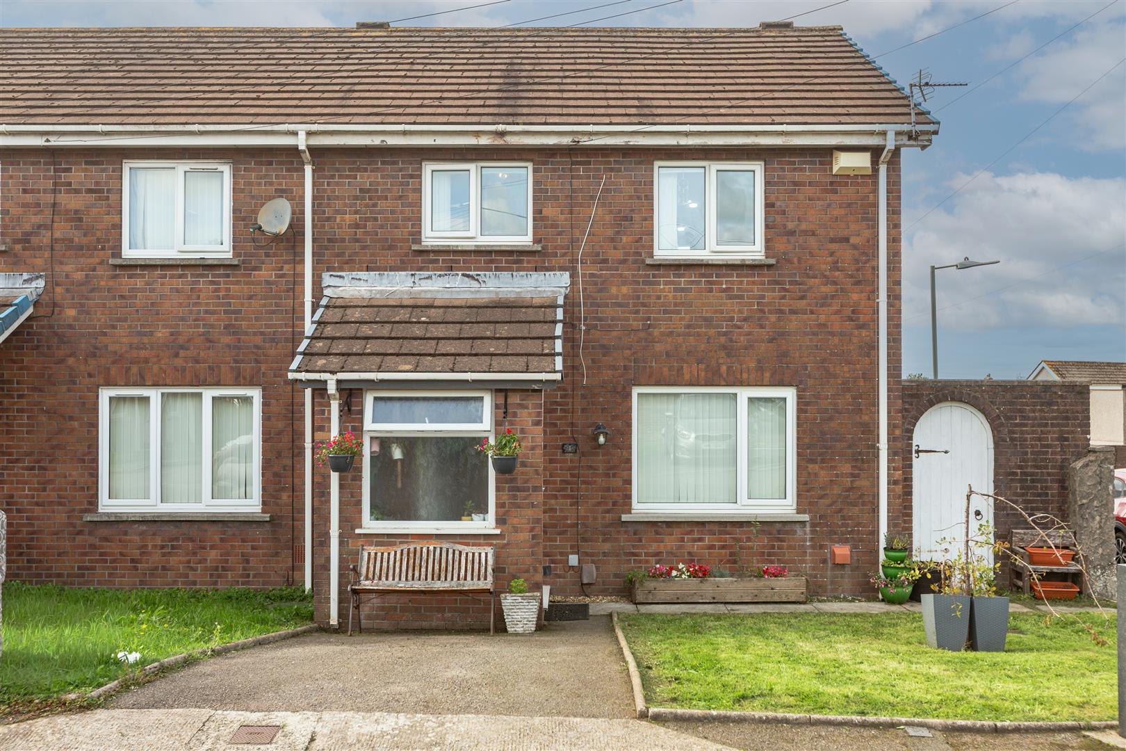 Chiltern Close, Fforestfach, Swansea, SA5 5DA